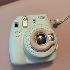 Instax mini 8 camera with carrying bag
